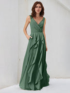 Abito lungo da damigella in chiffon eucalipto a linea A con scollo a V e senza maniche