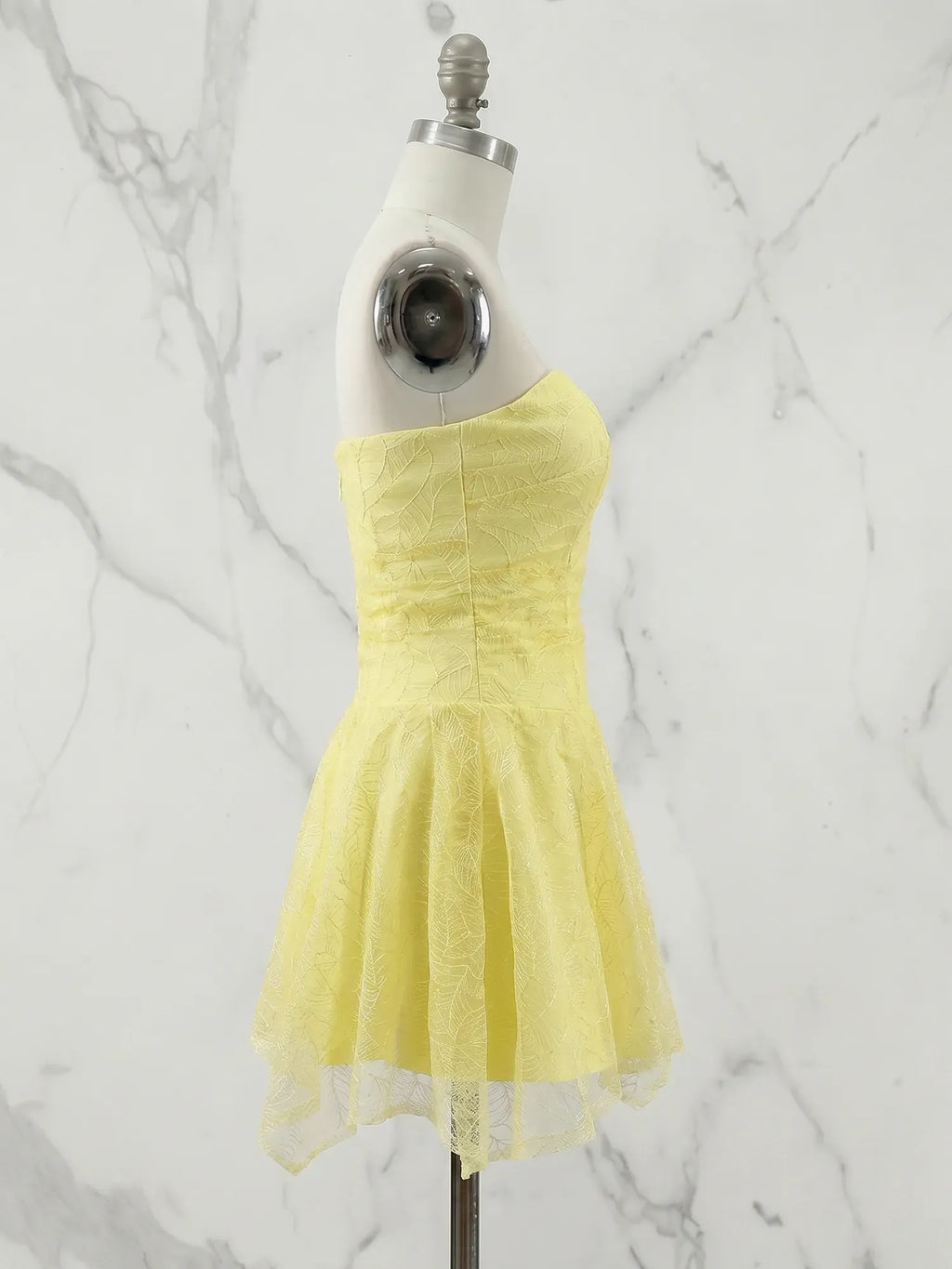 Strapless Sweetheart Embroidered Lace Homecoming Dress