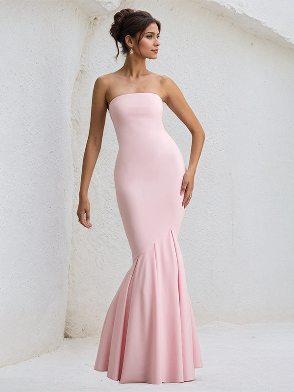Abito sirena rosa in chiffon plissettato, senza spalline e lungo fino a terra