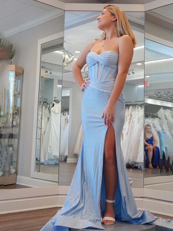 Vestido longo de baile azul claro sereia, tomara que caia, corpete e fenda