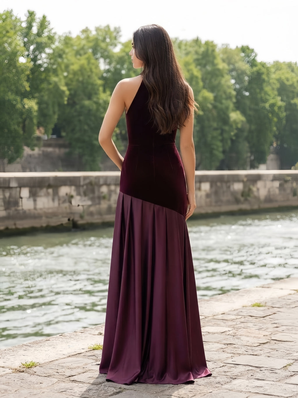 Mermaid/Trumpet Halter Velvet Maxi Evening Dresses with Pleats & Sweep Train