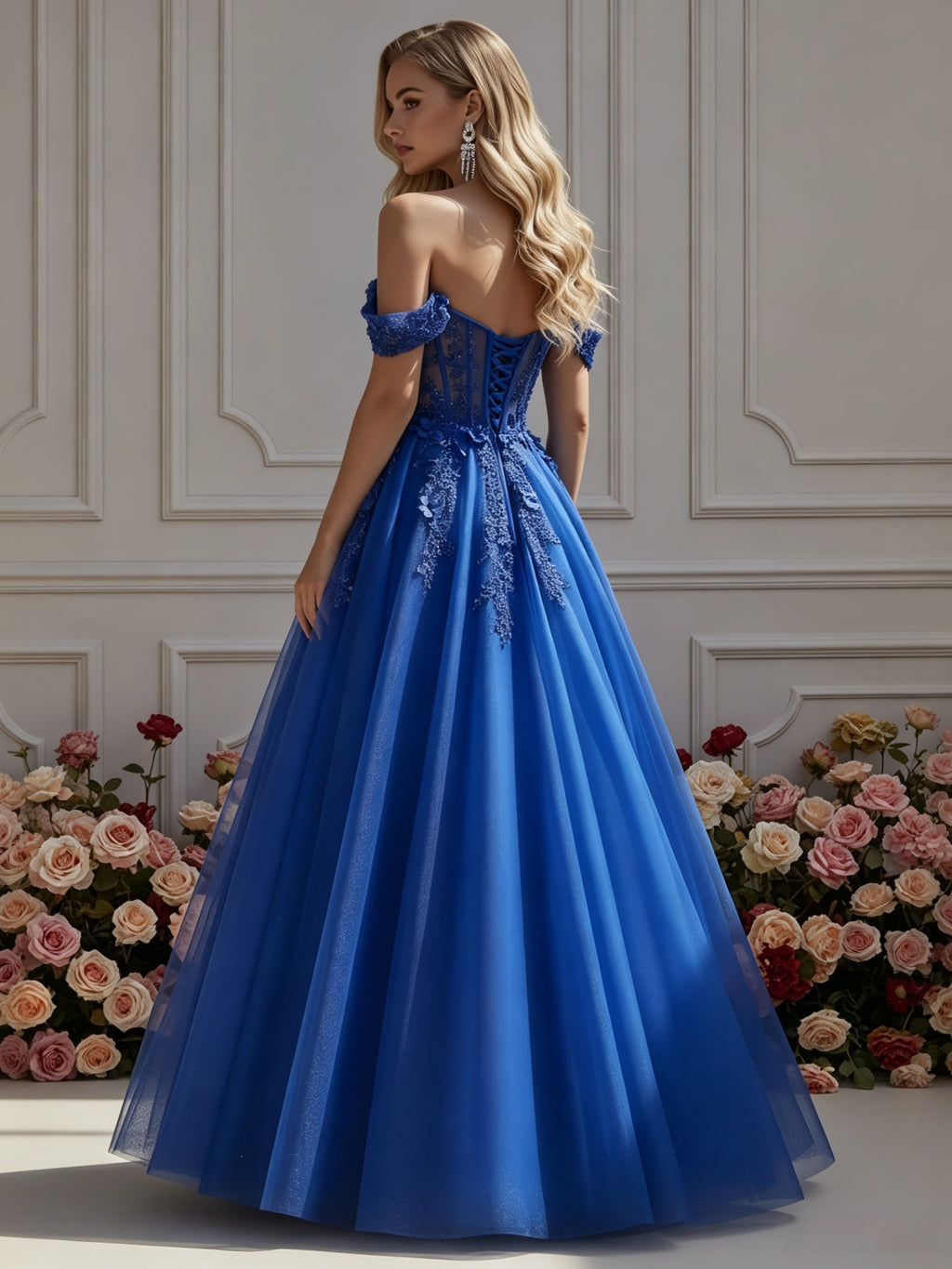 Schulterfreies Floral Appliziertes Ballkleid mit Korsettoberteil