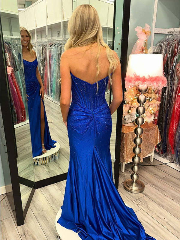 Vestido Verde Sereia Tomara que Caia com Corpete Bordado e Fenda para Baile